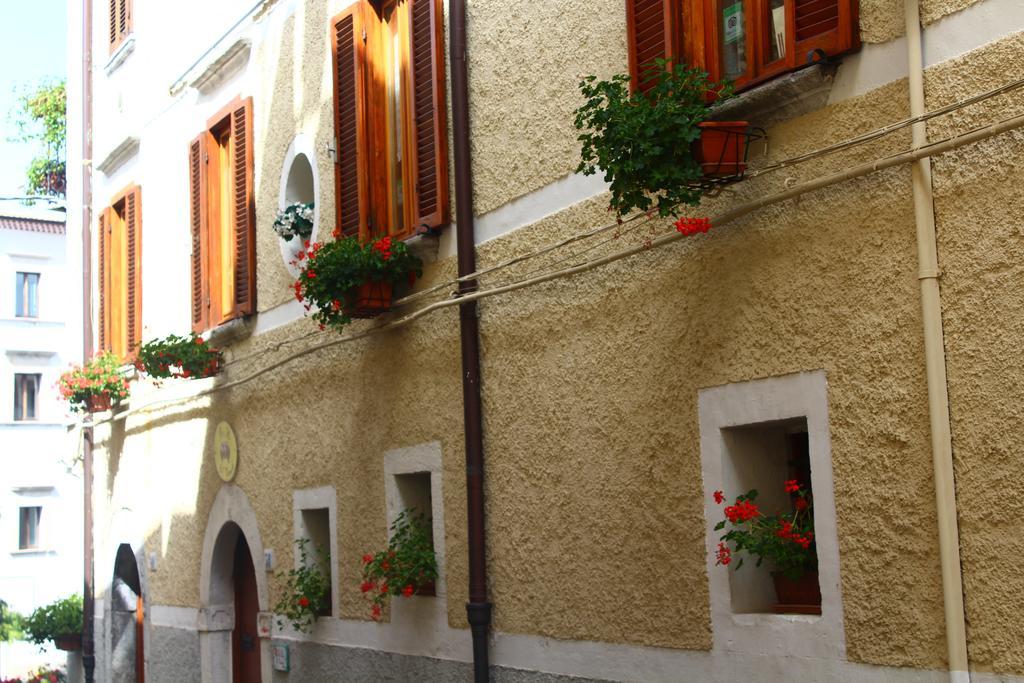 Il Tomolo Acomodação com café da manhã Agnone Exterior foto